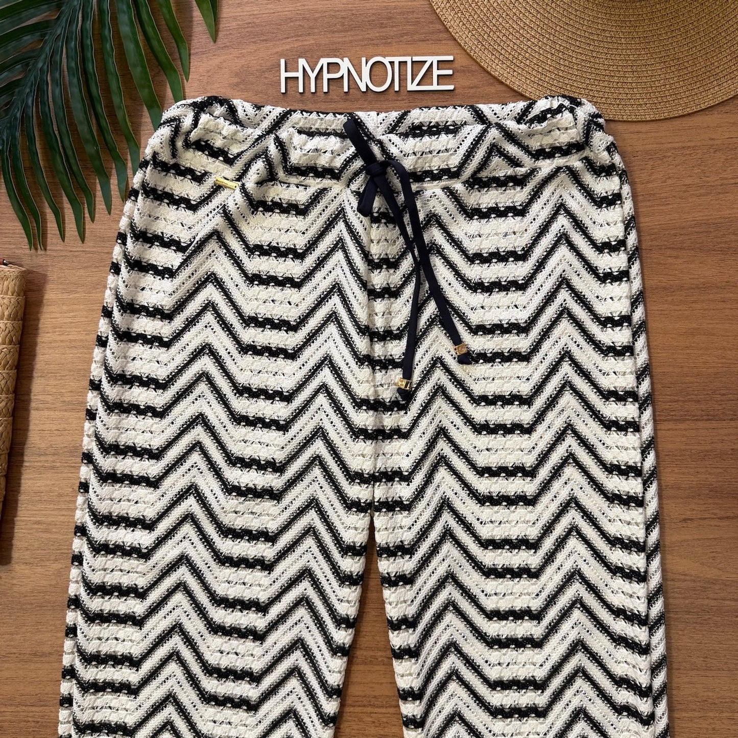 BEACH PANTS TAILANA - CROCHET LEAVES BLACK
