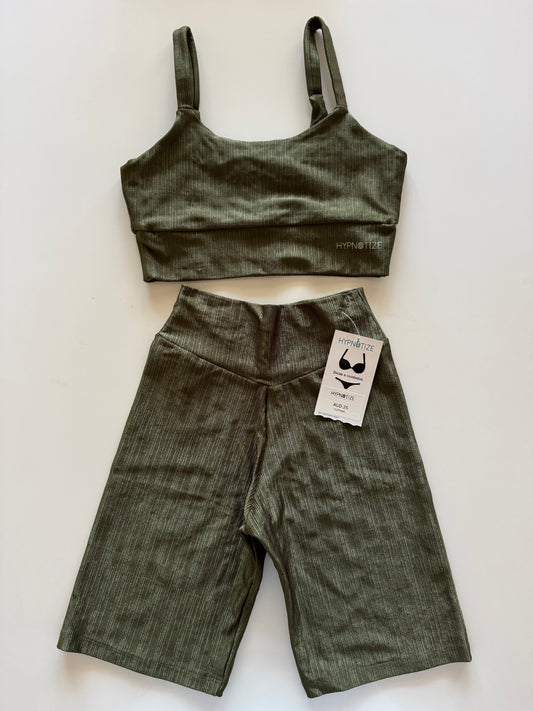 SHORTS + SPORTS BRA - MILITAR